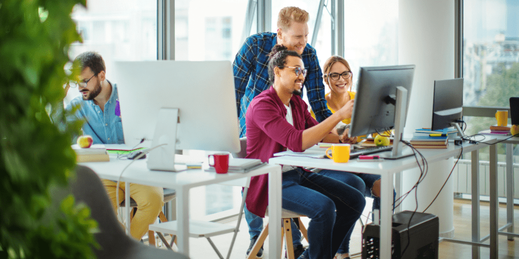 Mercado de trabalho Paraná Economia PR