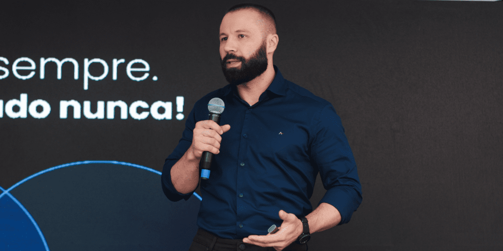 Berry Kleber Amora Economia PR