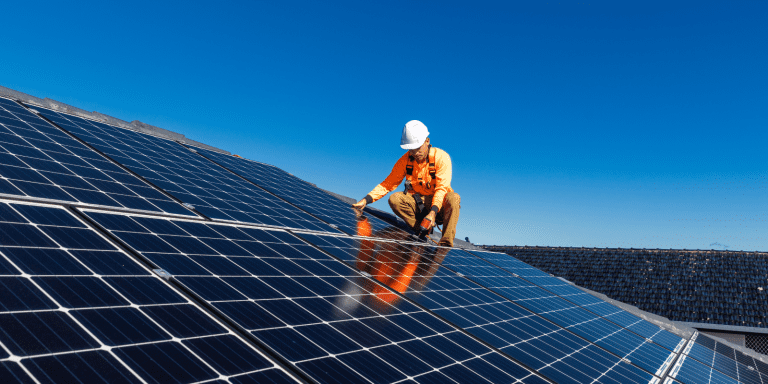 autoridades empresarios energia solar economiapr