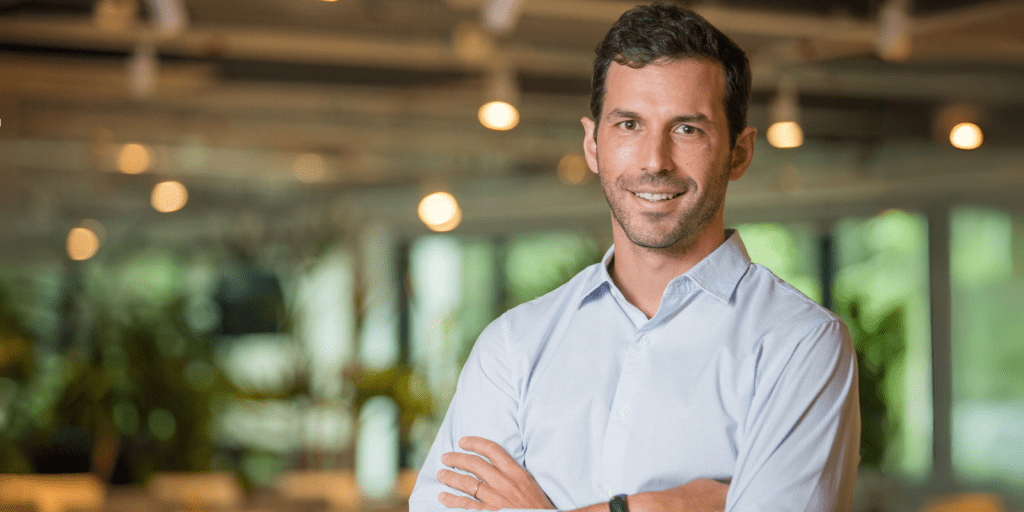 Uber Loggi Flash Economia PR