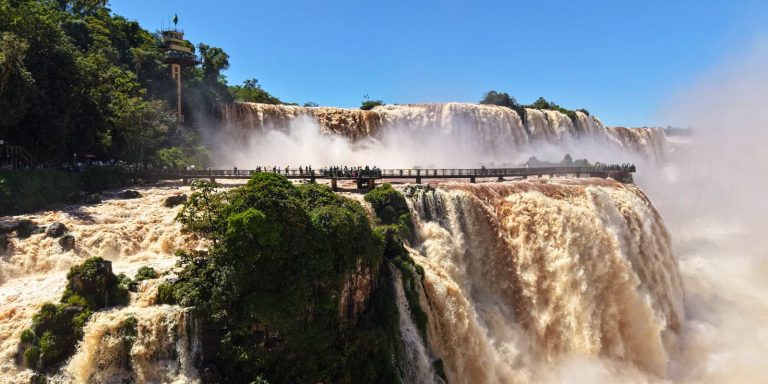 Parque Nacional Outubro Economia PR