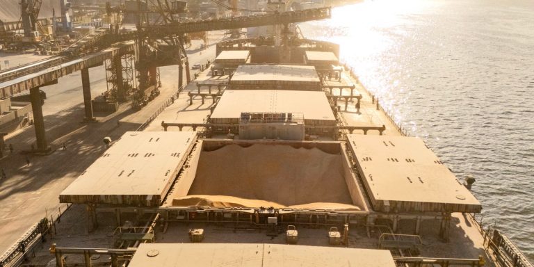 Porto de Paranaguá calado Economia PR