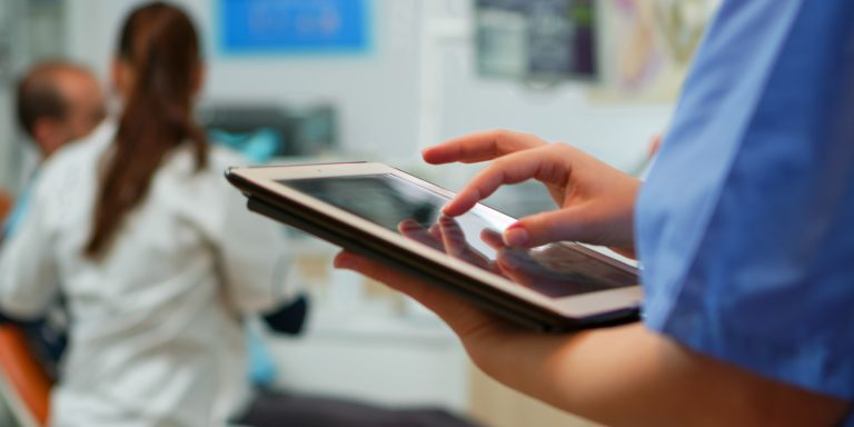 Hospital plataforma Economia PR