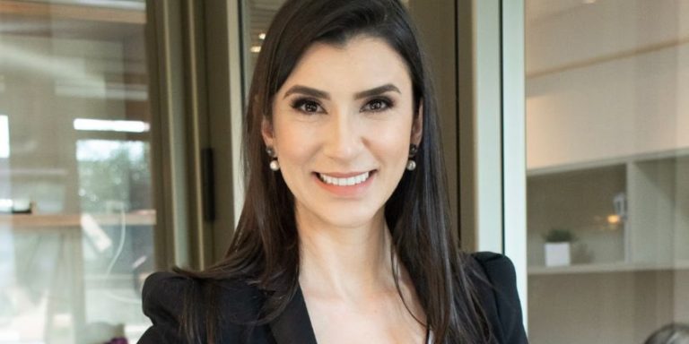 Contratação advogados economia pr