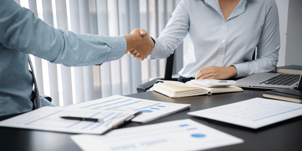 empresas contratação economiapr