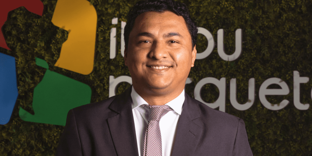 Turista Foz do Iguaçu Economia PR