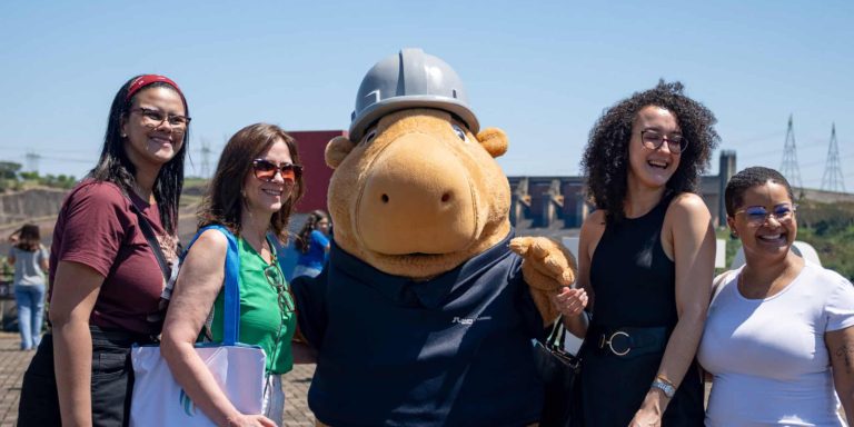 Turismo Itaipu Economia PR