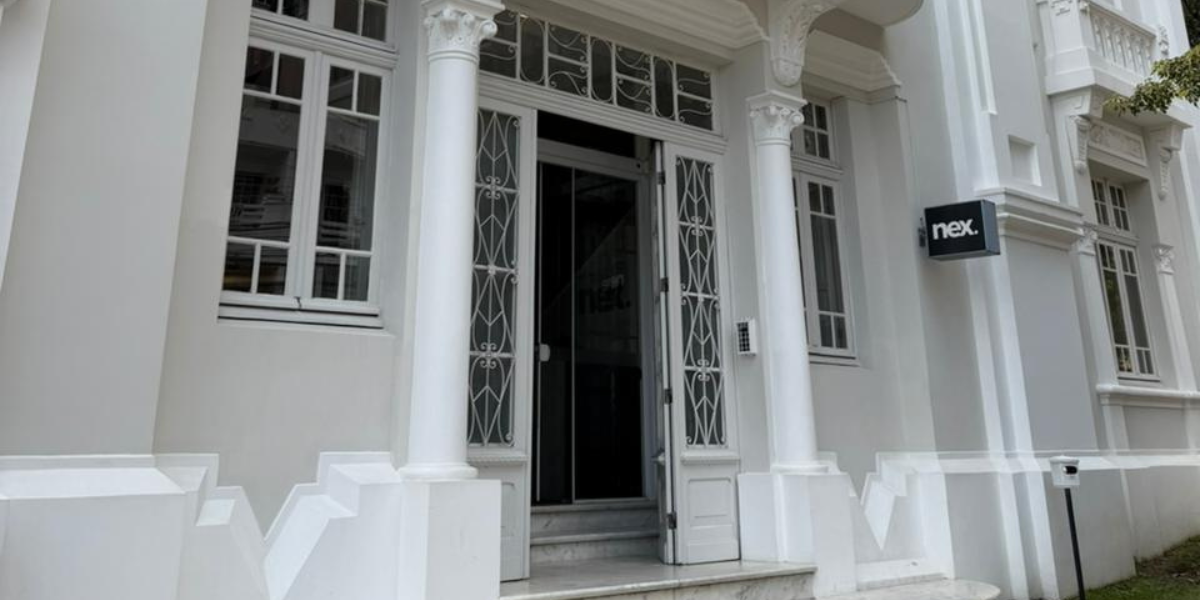 ef intercambios economiapr