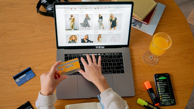 Live Economia PR E-commerce