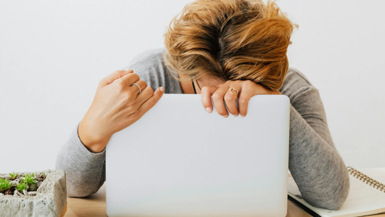 cliente cansado negócios economiapr